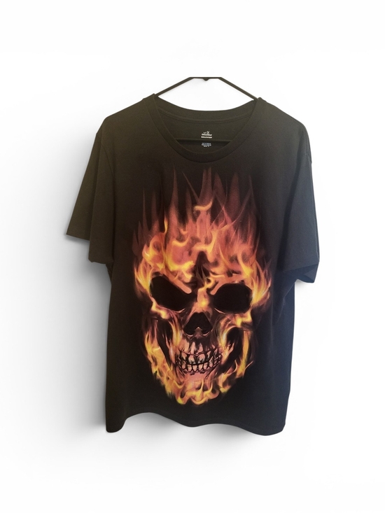 None Other - Men's Black Flame Skull Graphic Short-Sleeve Tee